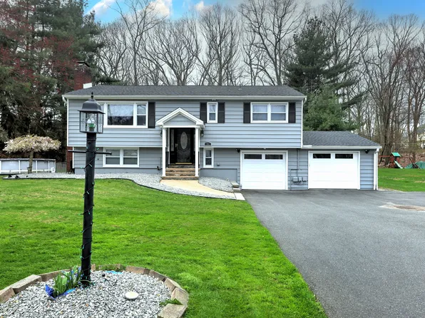 51 Stendahl Drive, Shelton, CT 06484
