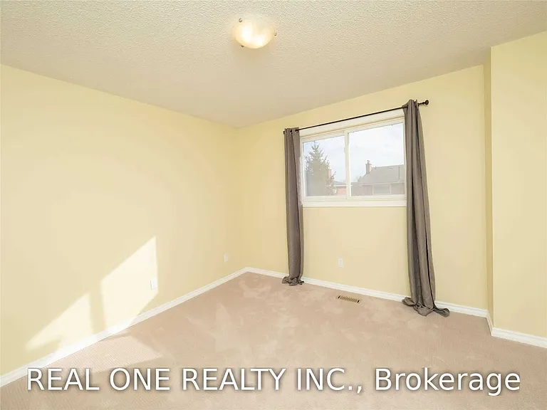 1520 Greenridge Cir — Photo 10