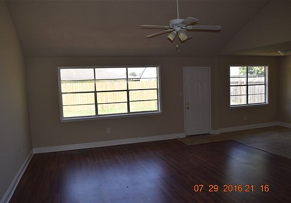 2nd image of 501 Mount Vernon Dr
