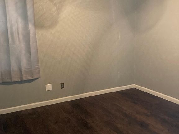 5th image of 136 E Wanda Dr