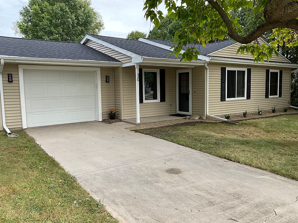 1st image of 30 Heritage Dr