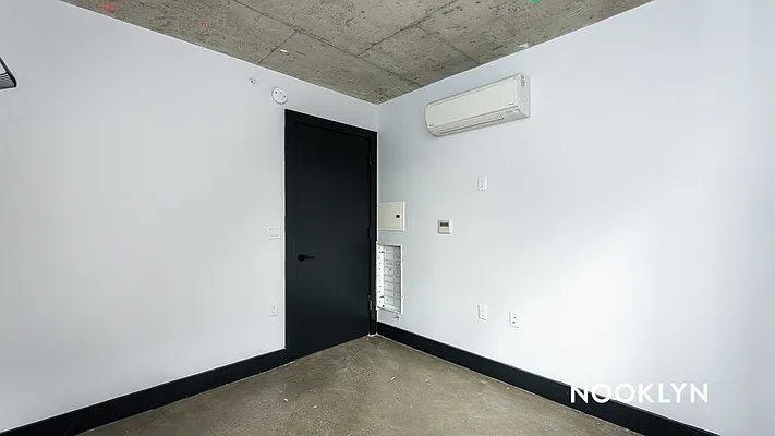 Rented by Nooklyn NYC LLC | media 32