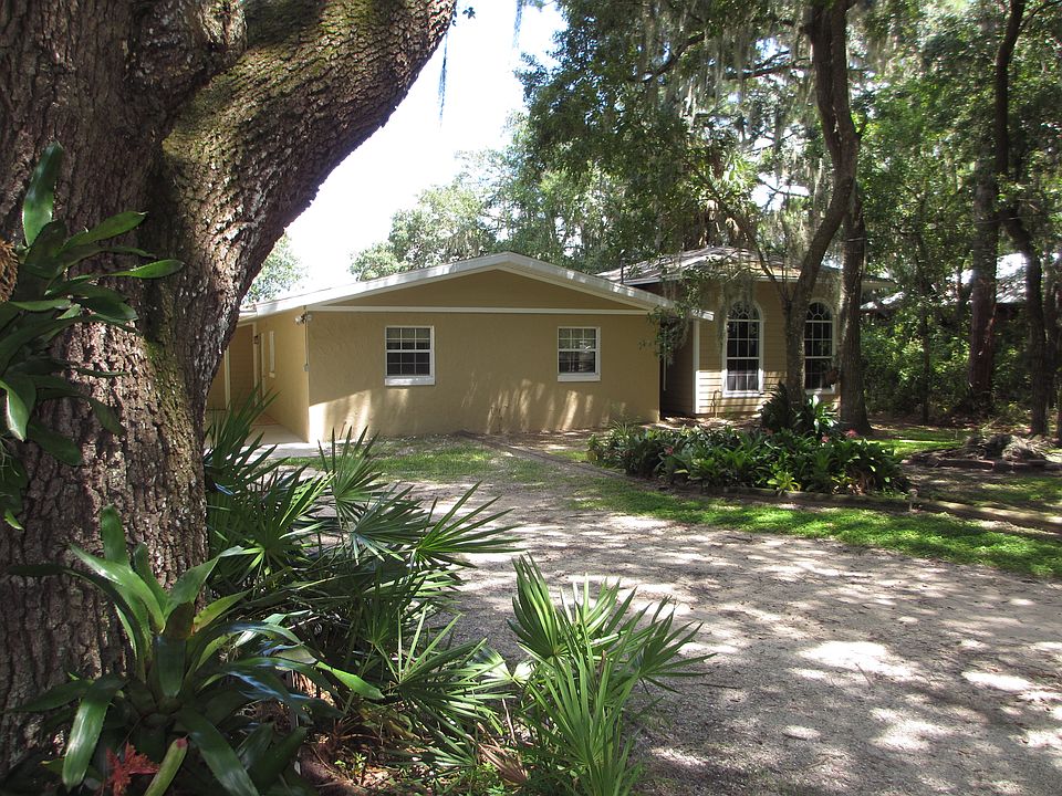 1st image of 2030 Oak Beach Blvd.