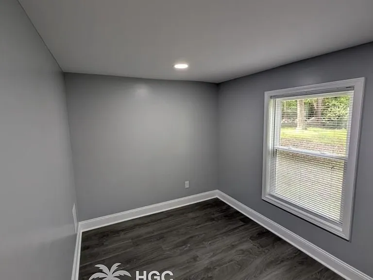 344 Wilshire Dr — Photo 18
