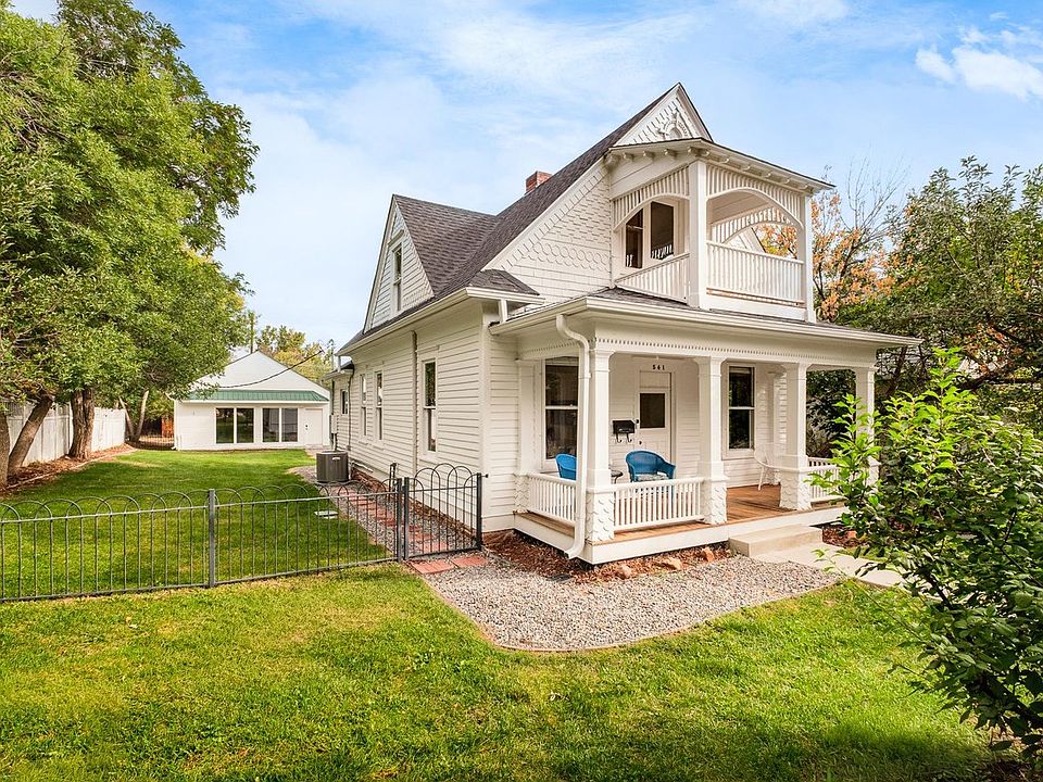 1st image of 541 Maxwell Ave