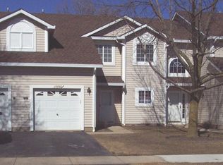 17750 W Premier Dr, Gurnee, IL 60031