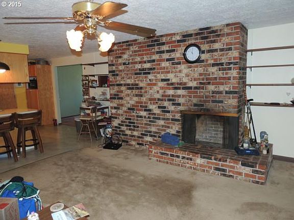 5th image of 15022 SE Brightwood Ave