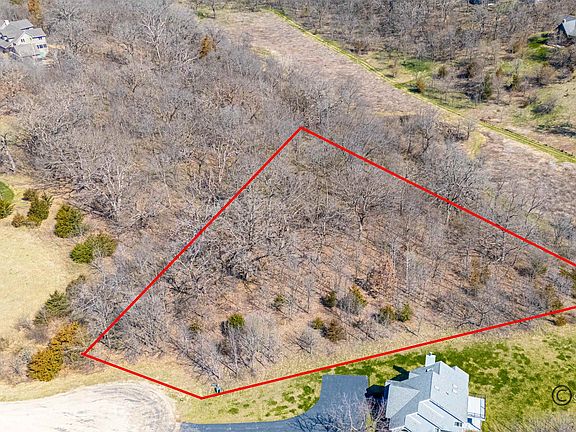 2nd image of 20 Wagoner Ln