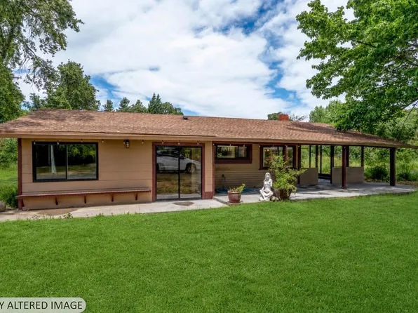 1150 Center Valley Road, Willits, CA 95490