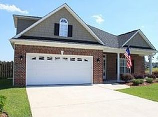 1208 Amber Pines Dr, Leland, NC 28451