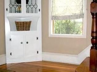 5 Nicol Ter, Newport, RI 02840