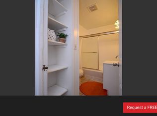 2523 Iowa St, Omaha, NE 68112