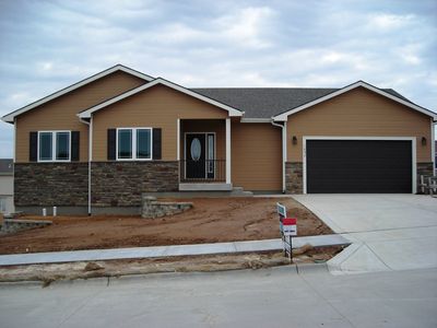 1037 Lobdell Dr, Manhattan, KS, 66503