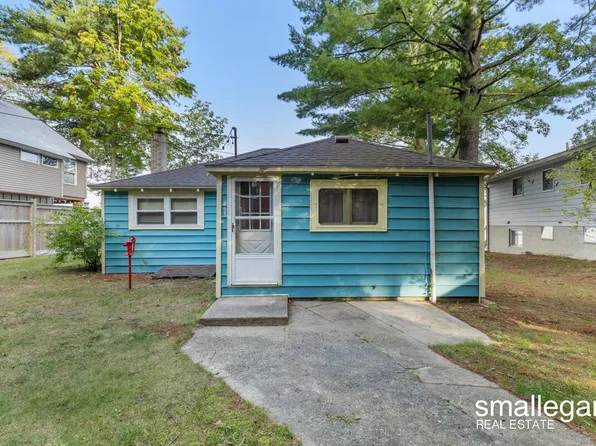 681 E Sidney Rd, Stanton, MI 48888