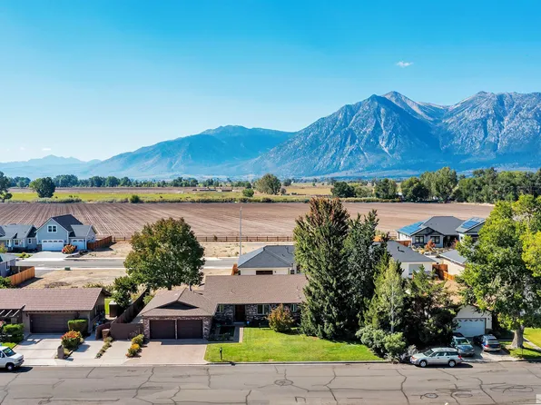 1588 Wildrose Dr, Minden, NV 89423