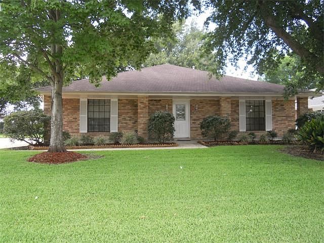 1st image of 913 Ormond Blvd