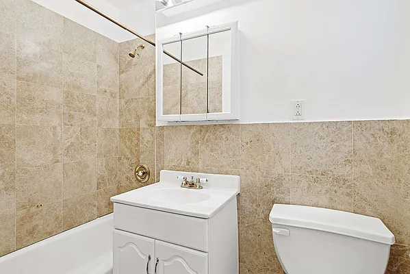 Rented by Compass | media 12