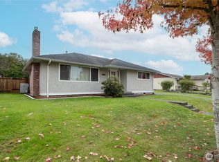 426 10th St, Blaine, WA