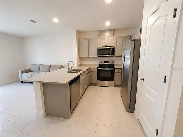 2393 Penguin Blvd — Photo 2