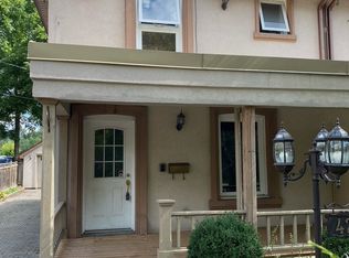 42 Union St, Brampton, ON L6V 1R2