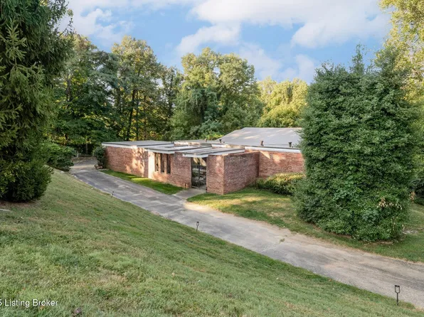 765 Greenridge Ln, Louisville, KY 40207