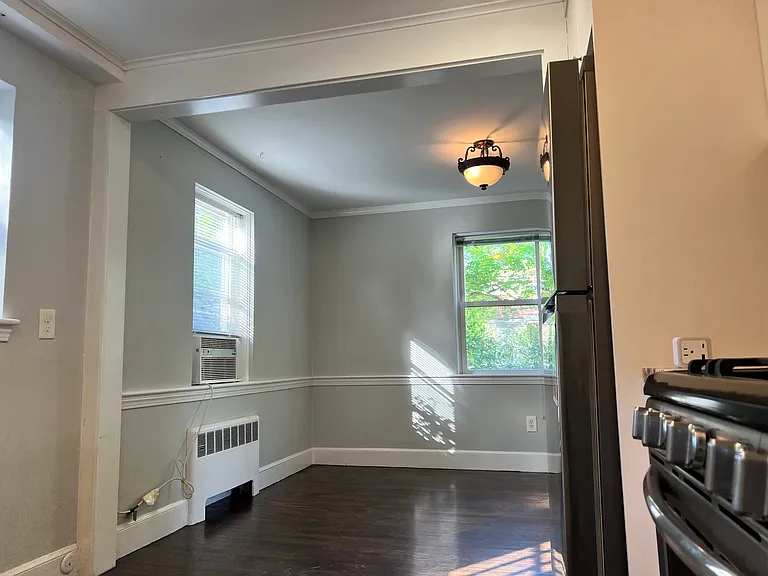 759 Vfw Pkwy #757 — Photo 5
