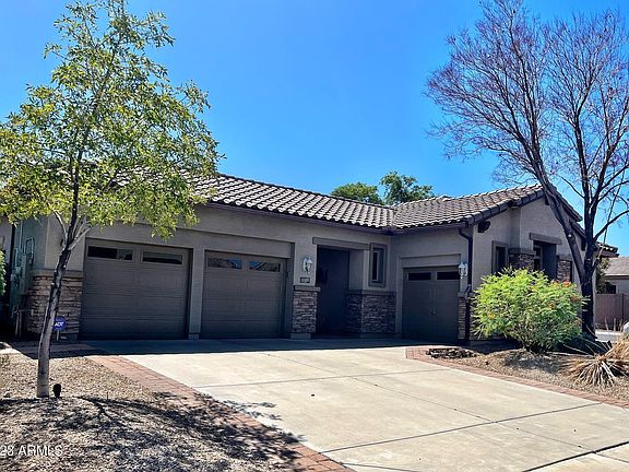 2nd image of 18329 W CINNABAR Avenue