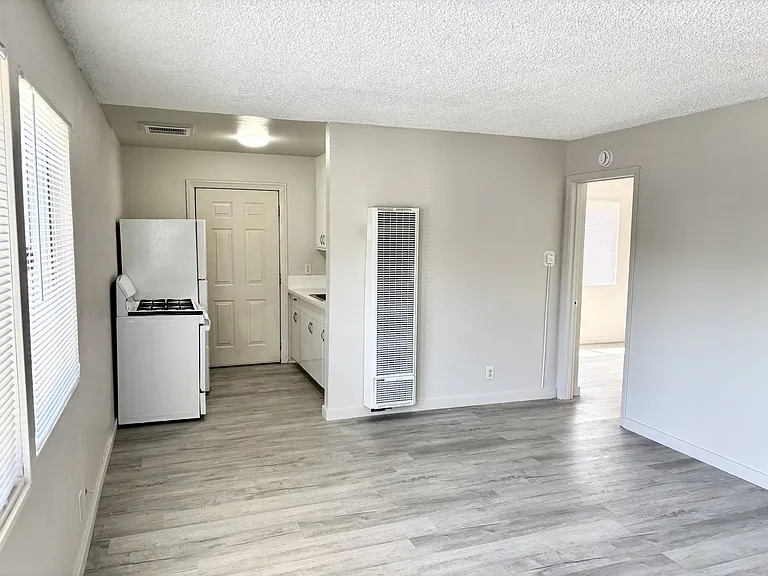 1280 University Ave #B — Photo 1
