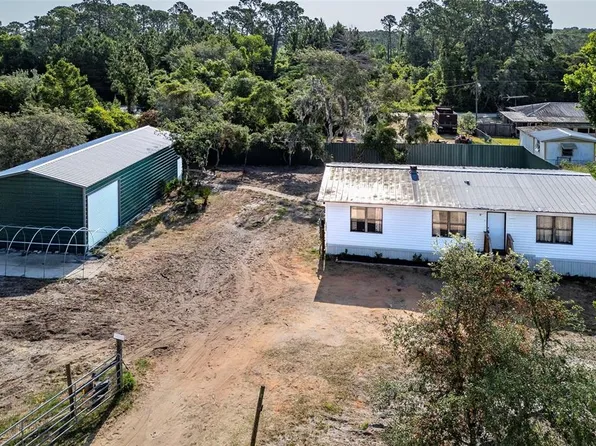 33622 Summit Ave, Leesburg, FL 34788