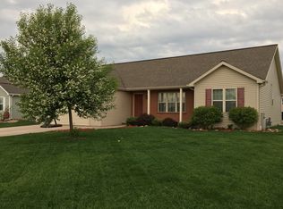 1939 Golden Bell Dr, Green Bay, WI 54313