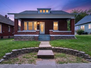 915 Shamrock Ave, Boonville, MO 65233