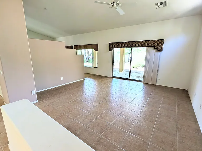 39544 S Winding Trail Dr — Photo 5