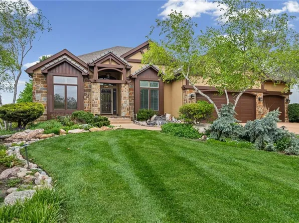 20816 W 99th St, Lenexa, KS 66220