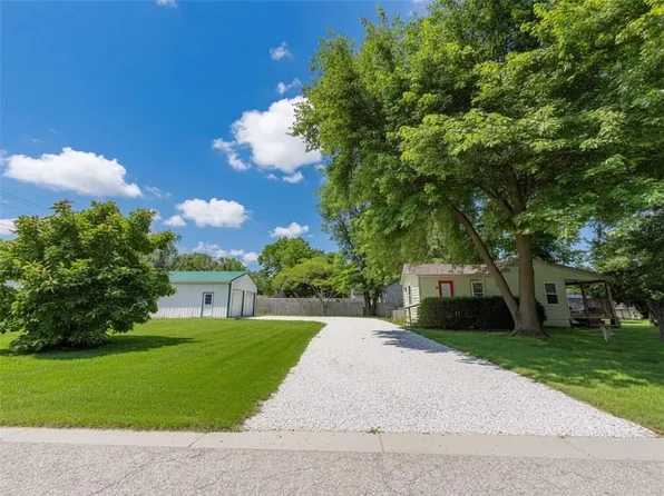 533 N Cedar St, Ottawa, KS 66067