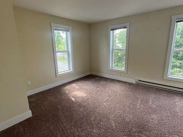 460 Platt St #3 — Photo 6