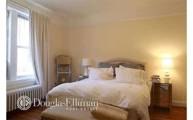 Rented by Douglas Elliman | media 8
