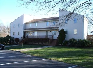 660 Point Judith Rd APT E3, Narragansett, RI 02882