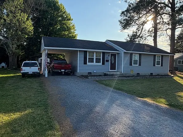205 W 2nd St, Edenton, NC 27932