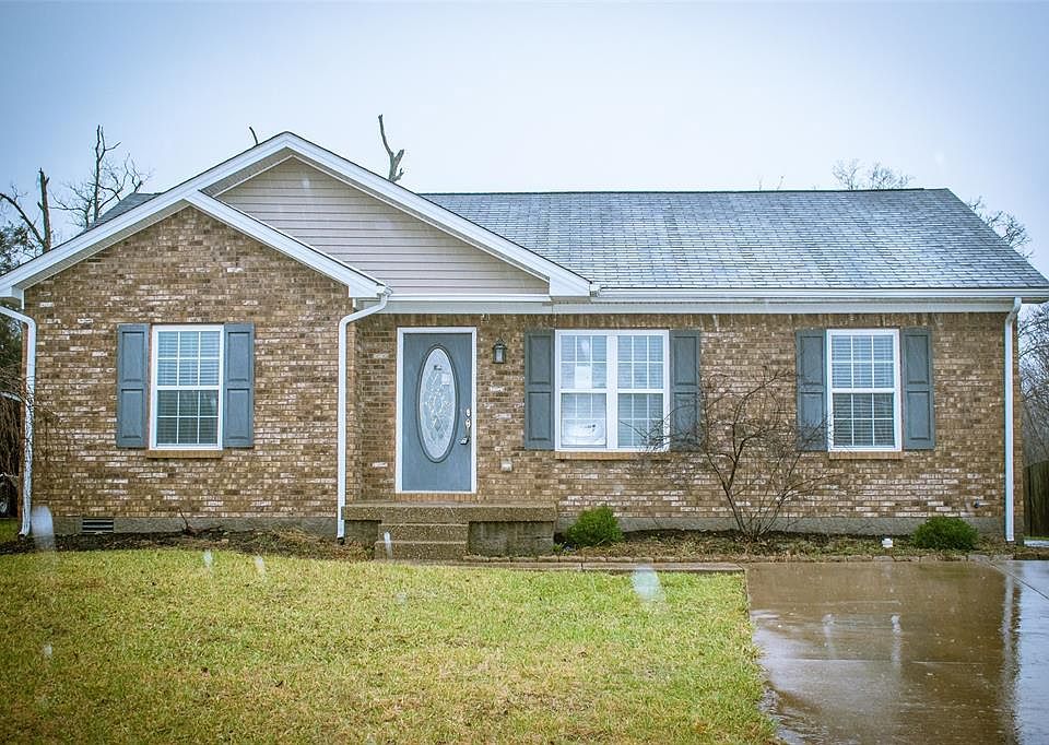 1st image of 340 Drake Dr