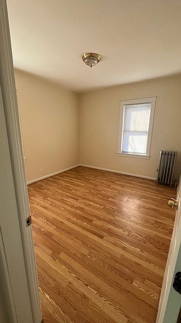 2nd image of 1537 Crosby Ave #2B