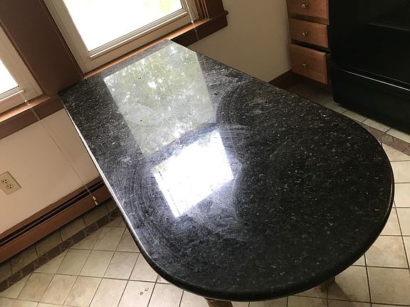 granite peninsula/counter tops