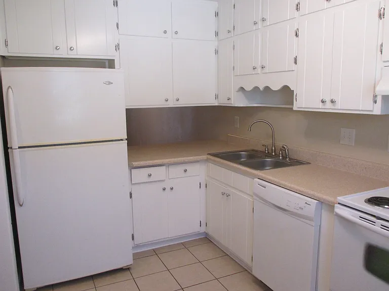 1569 Jacks Dr #A — Photo 5