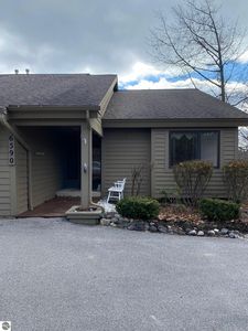 6590 Mission Rdg, Traverse City, MI, 49686