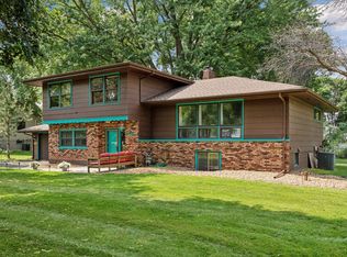 2351 Rogers Ave, Mendota Heights, MN 55120