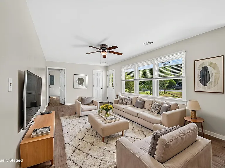 1208 Hawthorne Rd — Photo 14