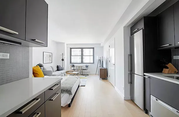 Rented by Manhattan Realty Group | media 1