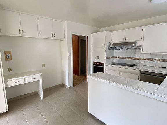 5th image of 1461 Southgate Ave