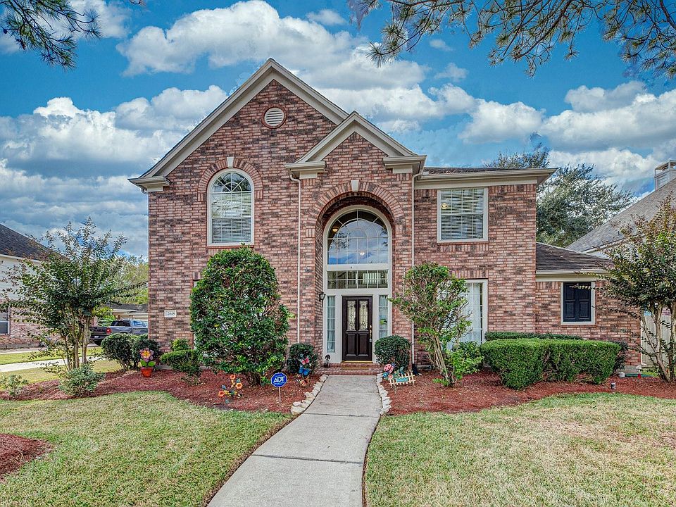 1st image of 2618 Pinebend Dr