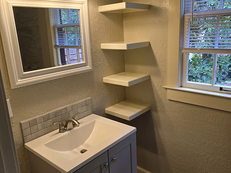 2525 Liberty St #1 — Photo 11