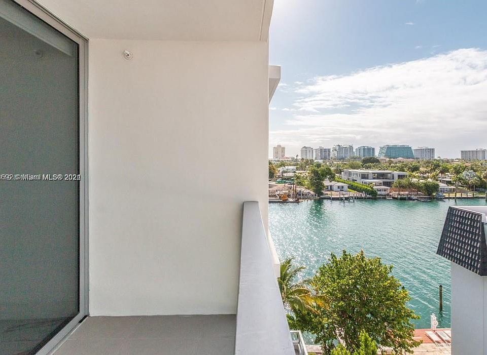 9521 E Bay Harbor Dr UNIT 705, Bay Harbor Islands, FL 33154 Zillow